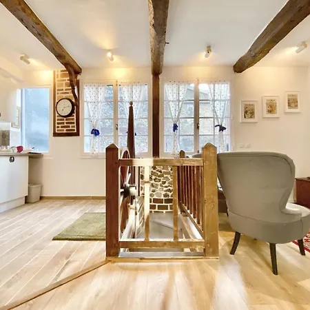La Terrasse Notre Dame - Character House - 4p - Center Онфлер