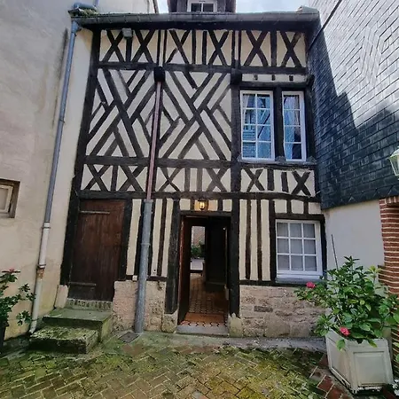 La Terrasse Notre Dame - Character House - 4p - Center Holiday home *